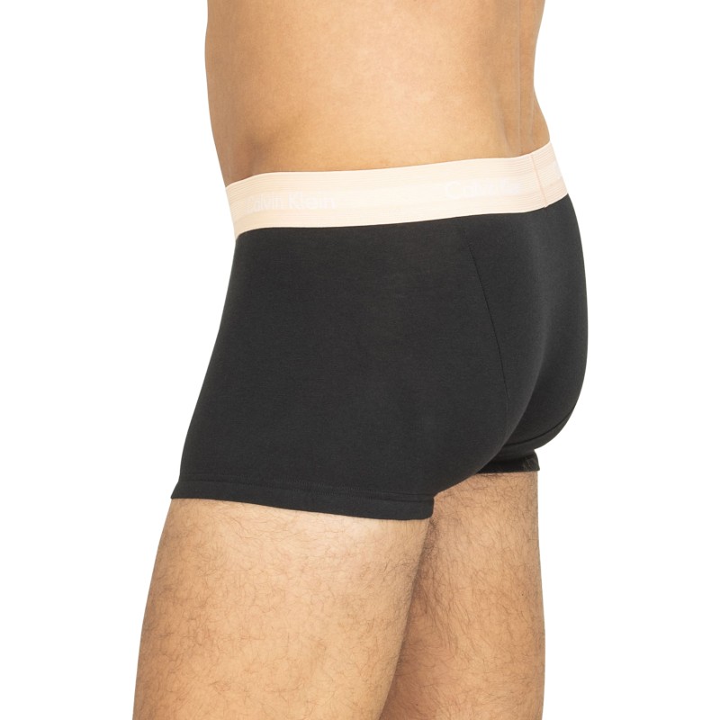 Calvin Klein 3-er Set Low Rise Trunks in Schwarz mit verschiedenfarbigem Webbund