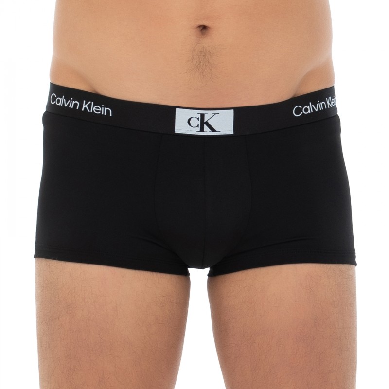 CalvinKlein_3-erSet_Trunks_Schwarz&Rot_gemustert