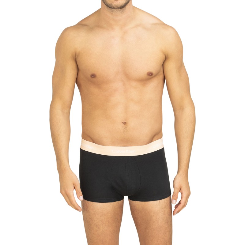 Calvin Klein 3-er Set Low Rise Trunks in Schwarz mit verschiedenfarbigem Webbund