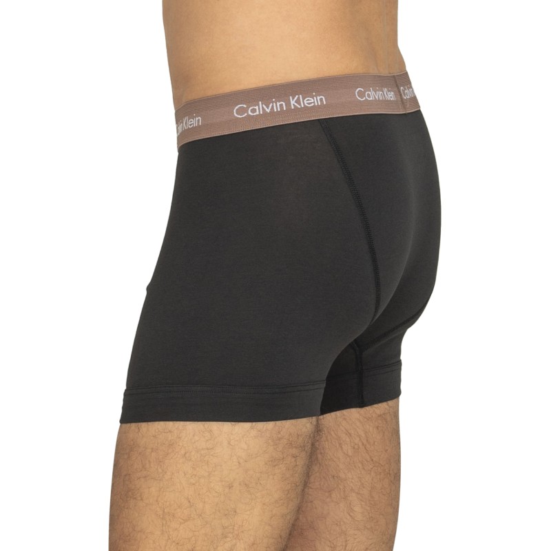 CalvinKlein_3-erSet_Trunks_Schwarz_verschiedenfarbigerWebbund