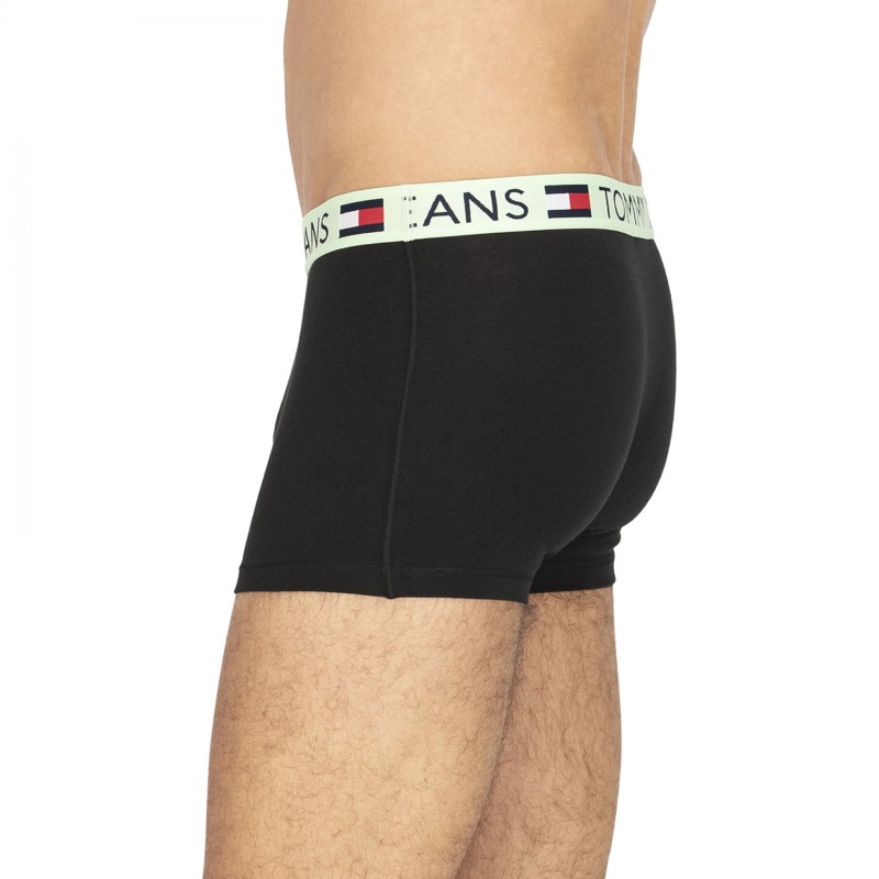Tommy Jeans 3-er Set Trunks Schwarz mit verschiedenfarbigem Webbund