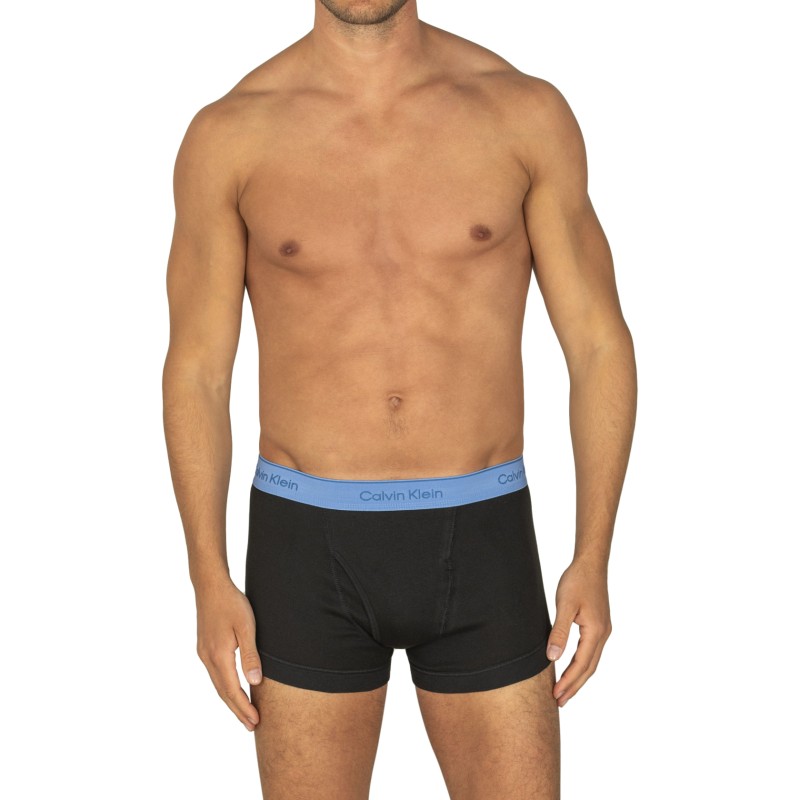 Calvin_Klein_3-er_Set_Trunks_Schwarz_mit_anbegesetztem_Webbund