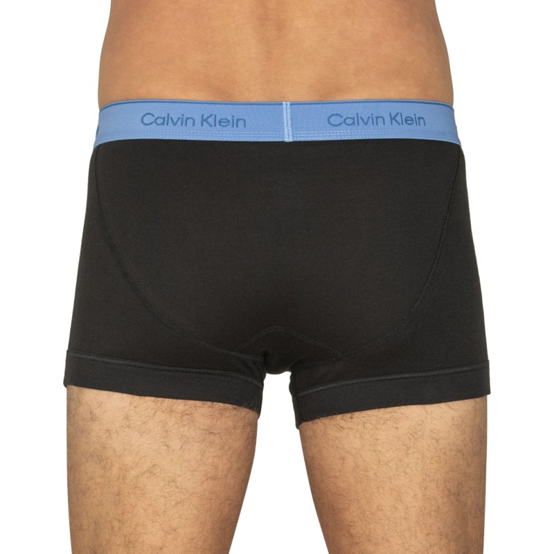 Calvin_Klein_3-er_Set_Trunks_Schwarz_mit_anbegesetztem_Webbund